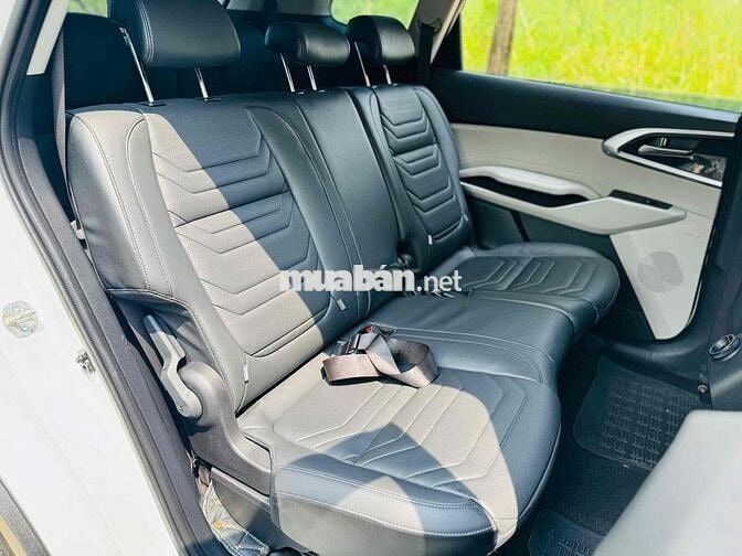 Kia Carens 1.4 Turbo Signature sản xuất 2023