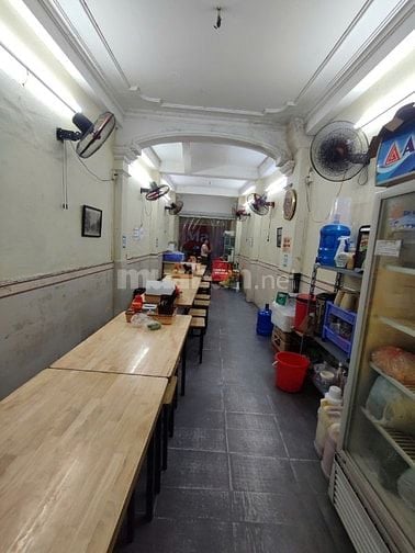 Cần sang nhượng quán Bánh đa cua Hải Phòng - mặt phố Nguyễn Văn Tuyết