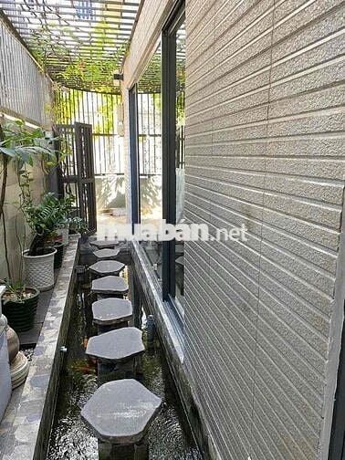 Cho thuê mặt bằng hẻm xe tải Âu Dương Lân
