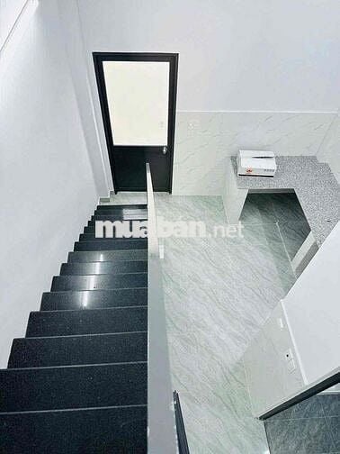 Cho thuê nhà mặt tiền đường số Q8