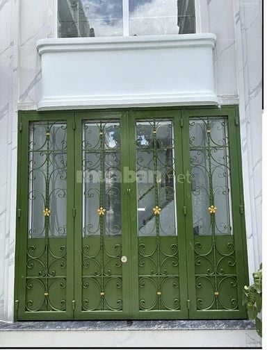 Cho thuê nhà hẻm 4m (XH) Trần Quang Diệu, P.14, Q.3 giá 14tr 