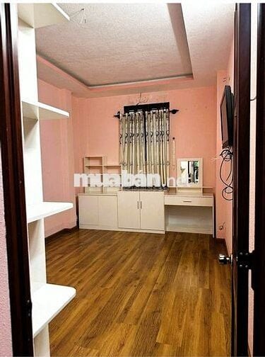 Nhà nguyên căn mặt tiền p.Linh Trung 2pn có nội thất tiện nghi