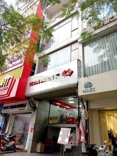 Nhà mặt phố cho thuê 208 Thái Hà 55m2x5 mặt tiền 5m vị trí đắc địa