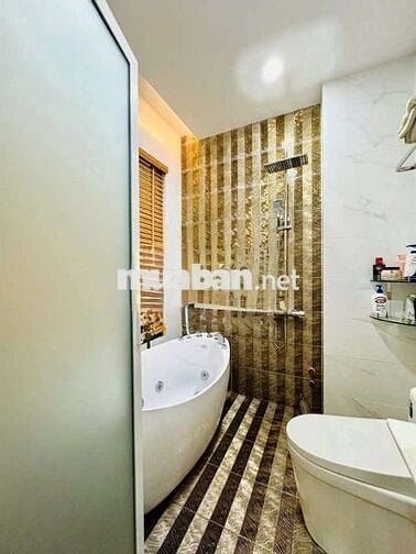 🎢🎢CHO THUÊ NHÀ 4 TẦNG 4PN-5WC ngay NGUYỄN TƯ GIẢN gần SÂN GOLF