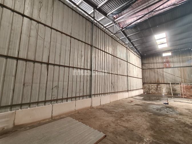 Cho thuê kho xưởng 300m2-700m2 Q.L 1A, Phường Linh Trung, Quận Thủ Đức
