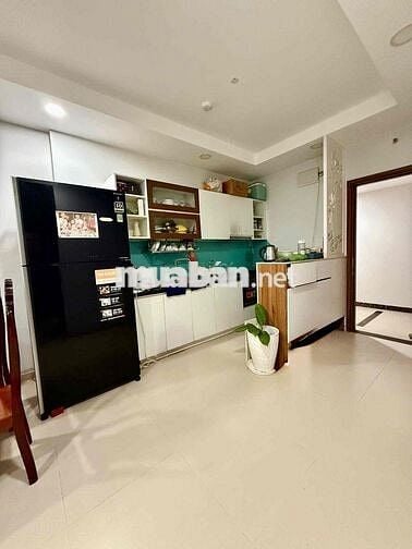 Cho thuê chung cư The Pegasuite 1 quận 8 , full nội thất , view Q1