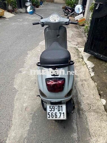 bán xe vespa  siêu rẻ . sinh viên hoặc nữ viên