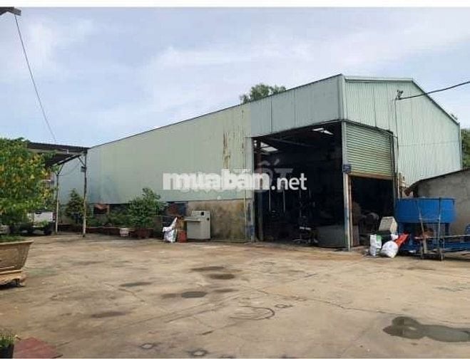 XƯỞNG 300m2 - SÂN RỘNG -+ LẠI HÙNG CƯỜNG -- VLB