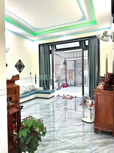 Bán nhà cấp 4, có 2 PN ở Tân Phú Trung- Củ Chi. DT 131m2, giá 830 triệ