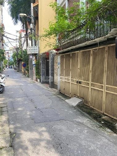 TRUNG TÂM ĐỐNG ĐA NHÀ ĐẸP LÁNG HẠ 32M2X5T GIÁ 7,5 TỶ