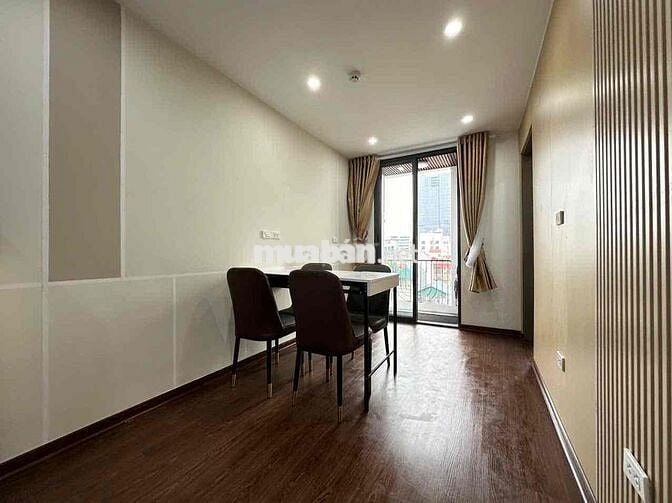 2 ngủ 1 khách tại 381 Nguyễn Khang sang xịn mịn