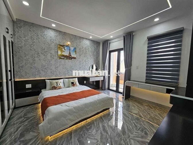 NHÀ 5 TẦNG MỚI XÂY THIẾT KẾ SANG TRỌNG Ô TÔ NGỦ TRONG NHÀ TCH10 Q12