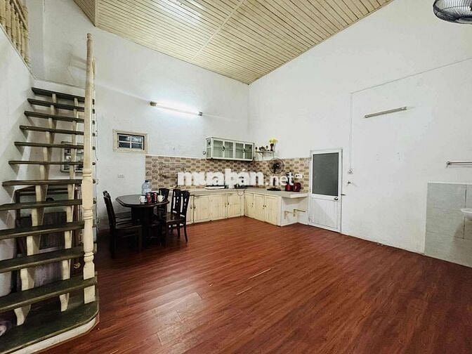 Cho thuê nhà làm văn phòng hoặc trung tâm gia sư