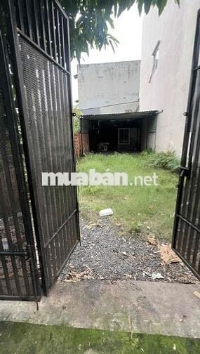 - Bán Đất - 98M2 - Hẻm 6M - Trường Chinh - Quận 12 - 4 Tỷ Nhỉnh