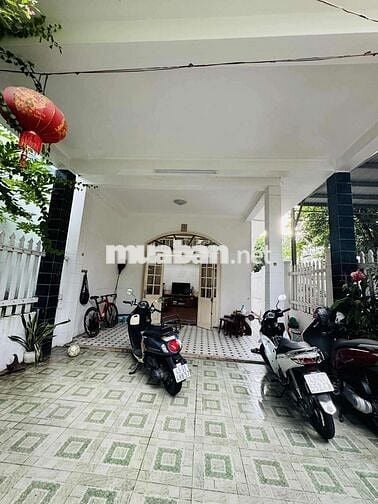 Cho thuê nhà làm văn phòng hoặc trung tâm gia sư