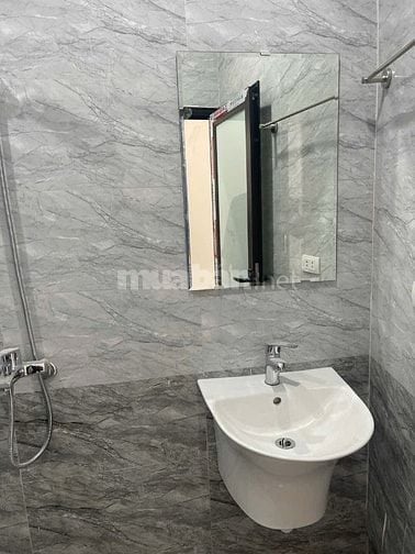 TRUNG TÂM ĐỐNG ĐA NHÀ ĐẸP LÁNG HẠ 32M2X5T GIÁ 7,5 TỶ