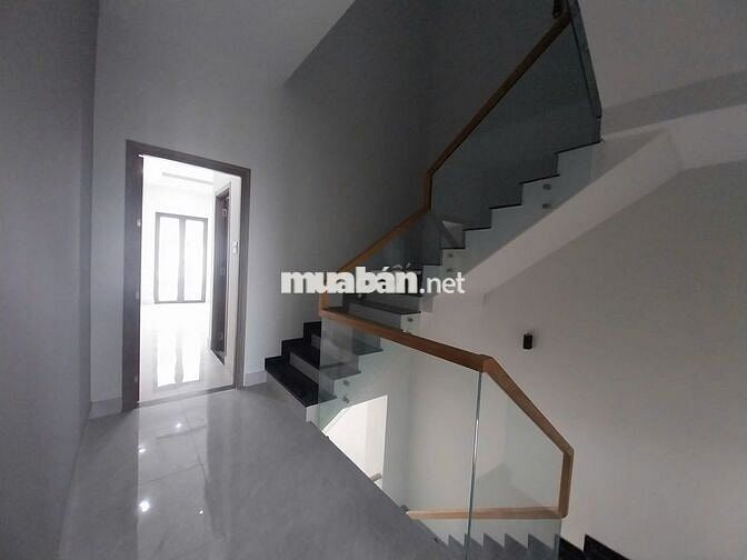 Bán Nhà Thuận An 1 Trệt 2 Lầu 4PN 4WC Gần KCN Vsip1