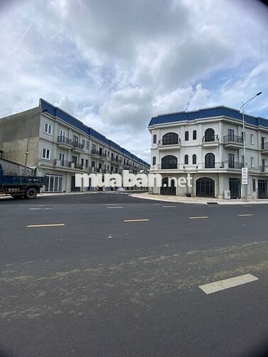 Bán Nhà Thuận An 1 Trệt 2 Lầu 4PN 4WC Gần KCN Vsip1