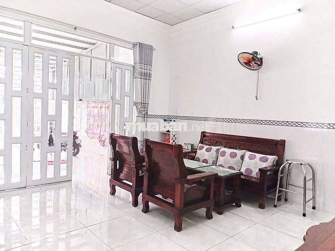 Kẹt tiền ! Cần Bán gấp căn nhà ở Đ. Trần Thị Bàu 113m2 SHR giá 730tr