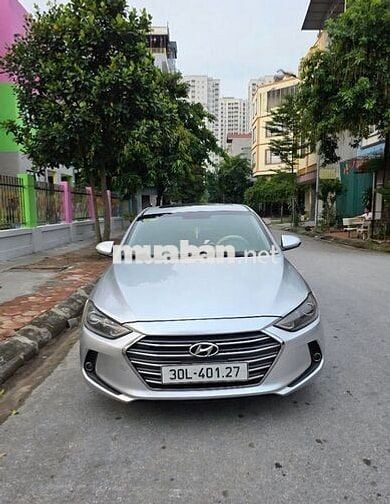 Hyundai Elantra 2016 xe tư nhân gia đình sử dụng
