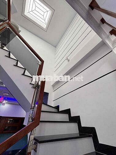 Bán Nhà Thuận An, 63m2 x 2 tầng, Hẻm xe hơi , Chỉ 4 tỷ x