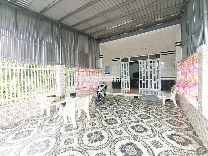 Kẹt tiền ! Cần Bán gấp căn nhà ở Đ. Trần Thị Bàu 113m2 SHR giá 730tr