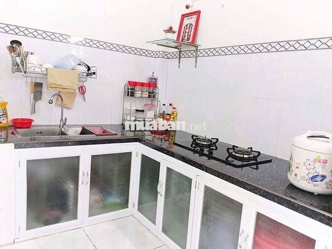 Kẹt tiền ! Cần Bán gấp căn nhà ở Đ. Trần Thị Bàu 113m2 SHR giá 730tr