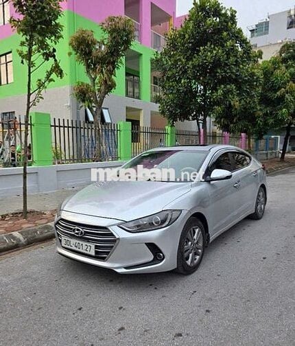 Hyundai Elantra 2016 xe tư nhân gia đình sử dụng