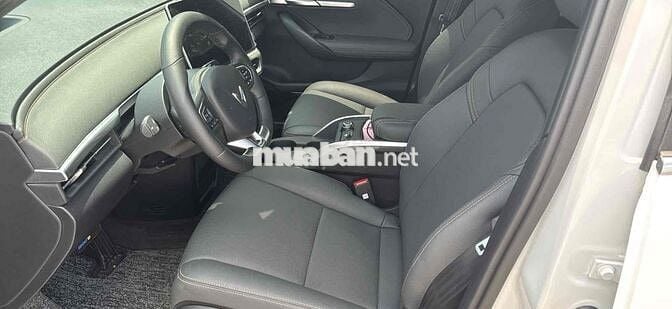 Xe siêu lướt- chin VinFast VF6 2025 Plus - 3500 km