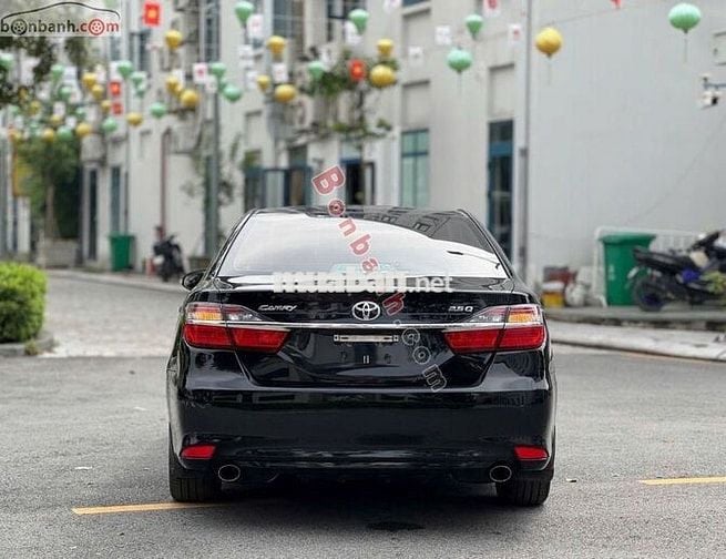 Toyota Camry 2.5Q 2016