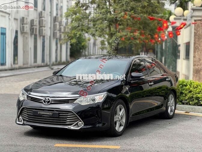 Toyota Camry 2.5Q 2016