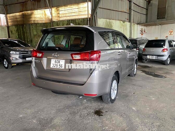 Toyota Innova 2019 2.0E - 190000 km