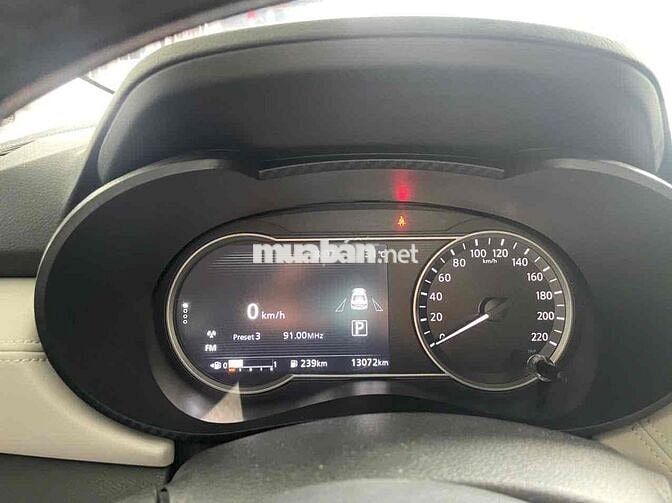 Nissan Almera 2021 VL 1.0 CVT Cao cấp - 13000 km