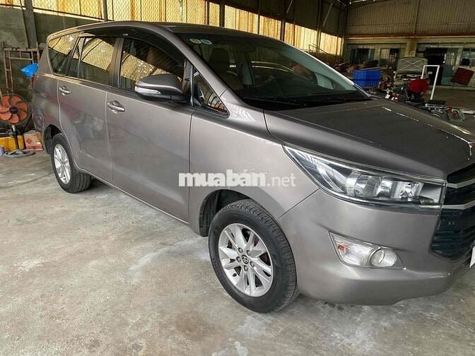 Toyota Innova 2019 2.0E - 190000 km