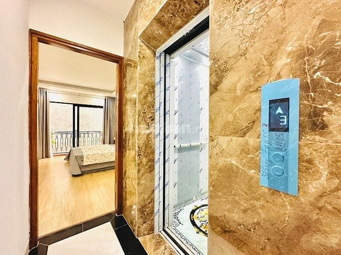 Bán Nhà Tại Phố Tôn Đức Thắng, 9,68 tỷ, 45 m2 x 6 Tầng, Thang Máy