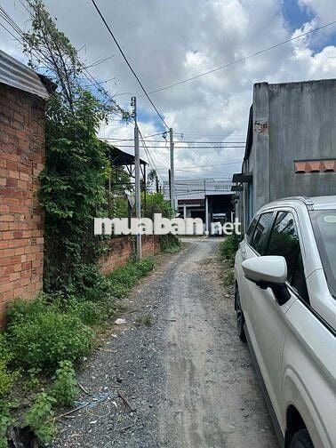 Đất Chính chủ có sổ full thổ, 2 mặt tiền, hẻm xe hơi