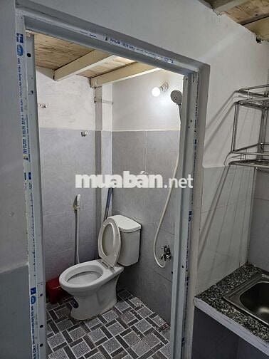Phòng trọ sinh viên gần ĐH Mở và ĐH TĐT, trống đầu tháng 10