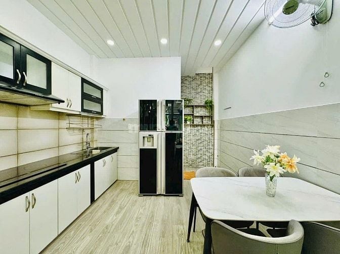 3.	Ngân hàng hỗ trợ vay 70% – Nhà đẹp 2 tầng, 3PN, Q12. Giá 1 tỷ 750