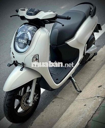 Scoopy 2025 odo mới 300 kilomet