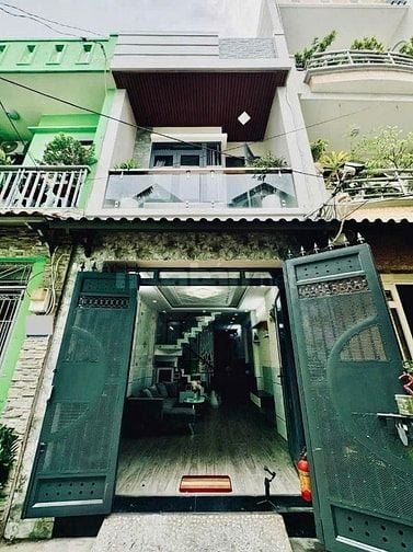 3.	Ngân hàng hỗ trợ vay 70% – Nhà đẹp 2 tầng, 3PN, Q12. Giá 1 tỷ 750