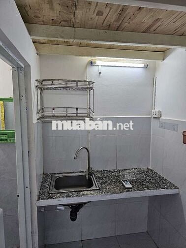 Phòng trọ sinh viên gần ĐH Mở và ĐH TĐT, trống đầu tháng 10