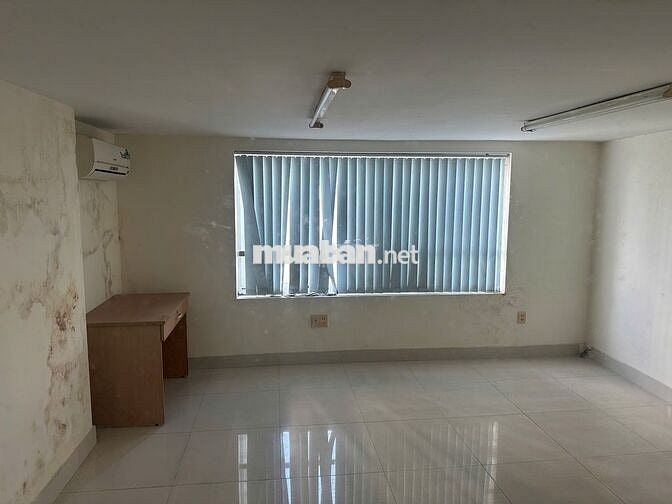 Cho thuê nhà mặt tiền  Nguyễn Đình Chính, Phường 11, Quận Phú Nhuận