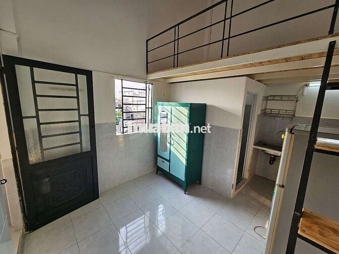 Phòng trọ sinh viên gần ĐH Mở và ĐH TĐT, trống đầu tháng 10