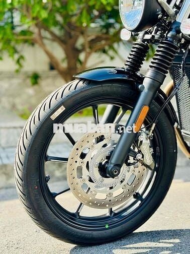 cần bán gấp speed twin 900 xe như mới chỉ 80km