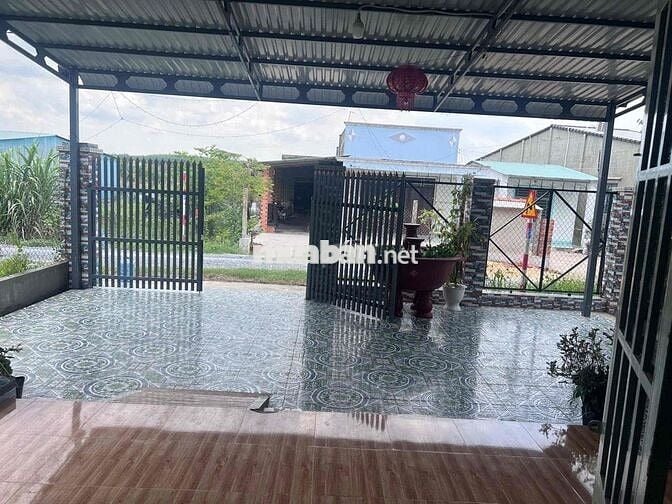NHÀ KIÊN CỐ 13x25MÉT, CÓ THỔ CƯ, M.TIỀN NHỰA, DÂN ĐÔNG H.GÒ DẦU