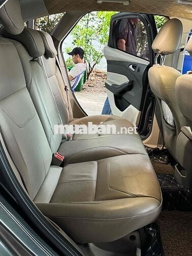 Ford Focus Titanium 2018 chạy 14.000km quá đẹp