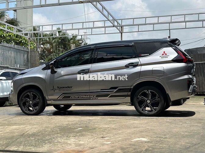 Mitsubishi Xpander 2022 AT Premium - 30000 km