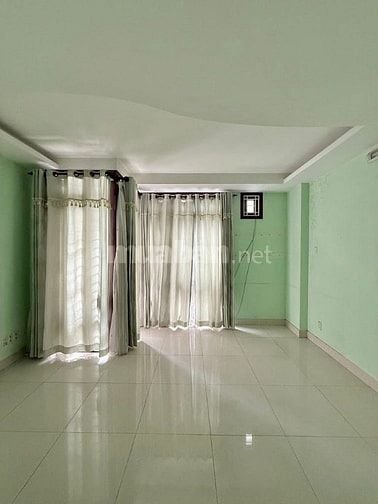 DUY NHẤT 1 CĂN NGAY HUỲNH VĂN BÁNH PHÚ NHUẬN GIÁ 3TỶ800 TRIỆU BỚT LỘC 