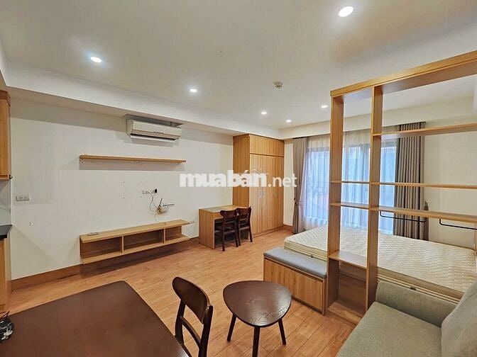 Ở luôn chính chủ STUDIO 40m2 full đồ, Đội Cấn, ô tô vào tận cửa