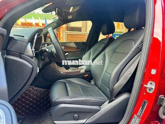 Mercedes GLC 200 4MATIC 2022 34000 km 1 chủ giữ kỹ